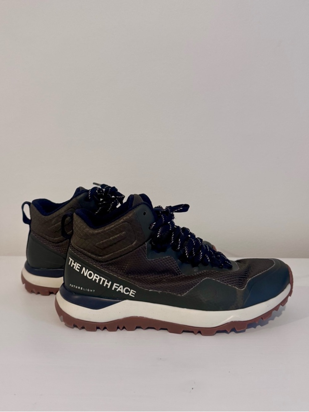 The North Face Women's Dark Green and Navy Trail Sneakers